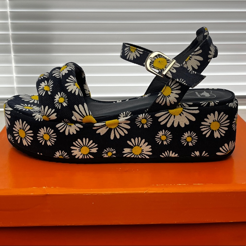 Rocket Dog Rally Homer Daisy Platform Sandals Size 7